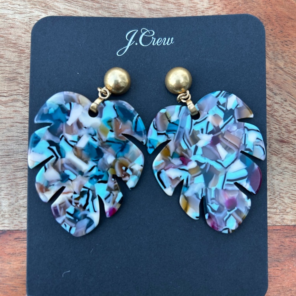 New J.crew earrings. These earrings are so fun and colorful.
